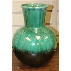 PINWHEEL CRYSTAL LAMP WITH BLUE MOUNTAIN POTTERY