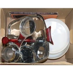 VINTAGE LOT WITH SHOE FORM, SILVER VASE MADE IN