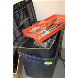 BIN WITH 2 NEW WEISER PINPAD ENTRANCE LOCKS ,