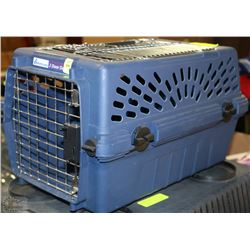 SMALL PET CARRIER