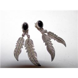 Native American Old Pawn Navajo Sterling Silver Onyx Black Jet Pierced Earrings Feather Pierced Earr