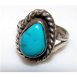 Vintage Old Pawn Native American Navajo Sterling Silver Turquoise Ring Size 4