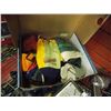 Image 1 : BOX ASSORTED GLOVES - NEW