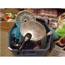 LARGE LOT OF POTS AND PANS