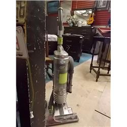 WIND TUNNEL - UPRIGHT VACUMN