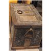 Image 3 : Heavy antique Railway Express Agency iron strong box,