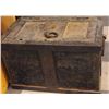 Image 4 : Heavy antique Railway Express Agency iron strong box,