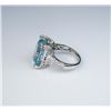 Image 3 : Striking ladies ring featuring a fine Aquamarine weighing