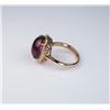 Image 2 : Amazing ladies ring featuring an intense pink cabochon