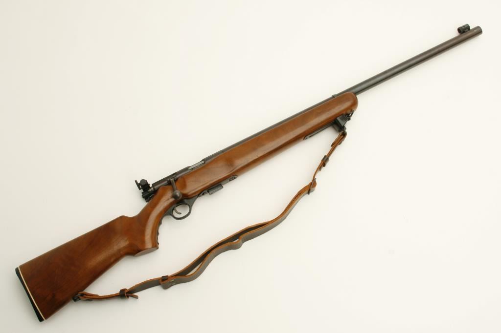 Mossberg Model 144LSB bolt action target rifle, .22LR