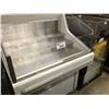 Image 1 : HUSSMANN DISPLAY REFRIGERATOR/FREEZER