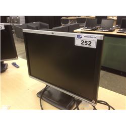 HP 22" LCD MONITORS