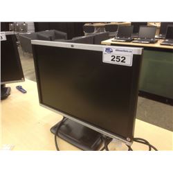 HP 22" LCD MONITORS