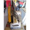 Image 2 : Dewalt DW874 Chop Saw