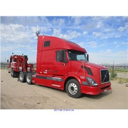 2005 - VOLVO TRACTOR // DIESEL