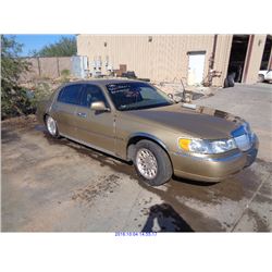 1998 - LINCOLN TOWN CAR