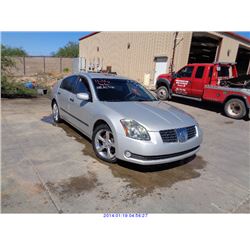 2005 - NISSAN MAXIMA