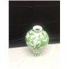 Image 2 : Porcelain hand-painted Ming-style decorative vase