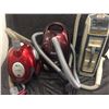 Image 1 : 3 Vacuums
