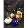 Image 1 : Assorted vases and glassware