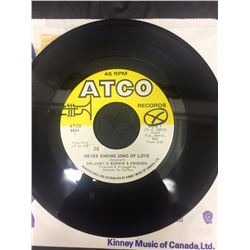 Vintage Record 1970 mint condition Delaney & Bonnie & Friends