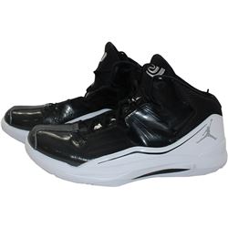 Joe Johnson Shoes - Brooklyn Nets 2013-2014 Game Used #7 Black And White Jordan Aero Mania Shoe (Sin
