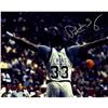 Image 1 : Patrick Ewing Signed Georgetown Arms Out (Facing Crowd) 8X10 Photo