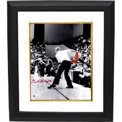 Bobby Knight Signed Indiana Hoosiers 16X20 Black & White Photo Custom Framed Throwing Red Chair (Red