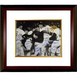 Bob Stanley Signed Boston Red Sox 16X20 B&W Photo Custom Framed 1986 AL Champs W/ 19 Signatures