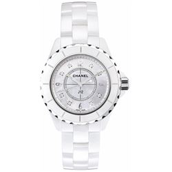 Chanel  J12 Classic   Women Watch