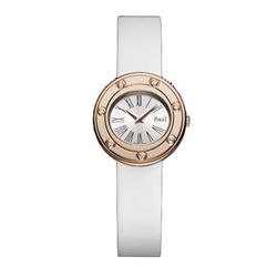 Piaget  Possession   Women Watch