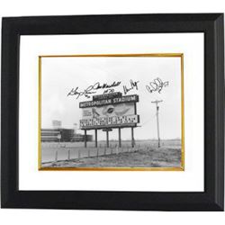 Purple People Eaters Signed Minnesota Vikings 16X20 Photo Custom Framed (B&W @ The Met) W/ 4 Sigs