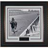 Image 1 : Ron Turcotte Unsigned 1973 Belmont Stakes Vintage B&W 16X20 Photo Leather Framed V Groove Matting Ho