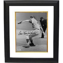 Tom Seaver Signed New York Mets B&W 8X10 Photo Custom Framed Terrific