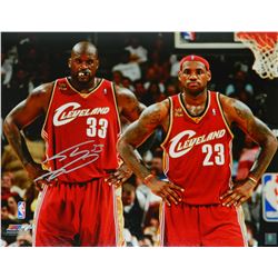 Shaquille O'neal Signed Cleveland Cavaliers Standing With Lebron James 16X20 Photo