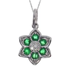 14K White Gold Emerald Star Pendant With 18" Chain