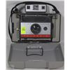Image 1 : VINTAGE POLAROID AUTOMATIC 220 CAMERA