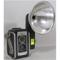 VINTAGE KODAK DUAFLEX III CAMERA