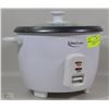 Image 1 : NEW BETTY CROCKER 8 CUP  RICE COOKER WITH