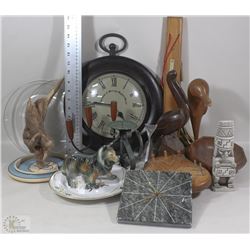 BOX OF ESTATE INCLUDING WOOD DECORATIONS, A CLOCK,