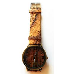 NEW WOOD GRAINED QUARTZ WATCH