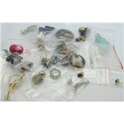 BAG OF PRE-BAGGED FASHION EARRINGS