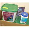 Image 1 : BOX WITH GARDEN ACCESSORIES INCL RHODO FOOD (3QTY)