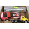 Image 1 : SHELL OIL 18 WHEELER W/ HOTWHEELS STOCK CAR