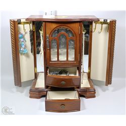 WOODEN JEWELLERY BOX WITH SANDBLAST DECOR ON