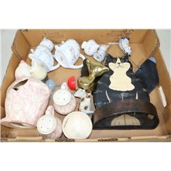 FLAT OF ESTATE CAT COLLECTIBLES