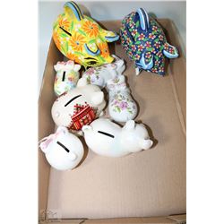 FLAT OF PORCELAIN+CERAMIC+MEXICAN PIGS
