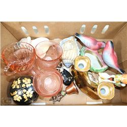 BOX OF ESTATE COLLECTIBLES