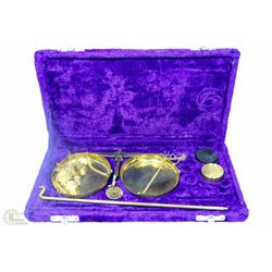 VINTAGE WEIGHT SCALE IN CASE