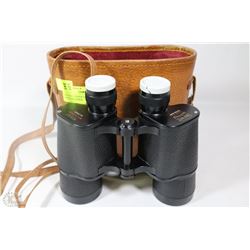 VINTAGE FISHER DIETZ PERCISION OPTICS FEATHER